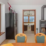 Struc Lägenhet Slovenj Gradec