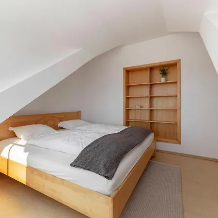 Struc Slovinský Hradec