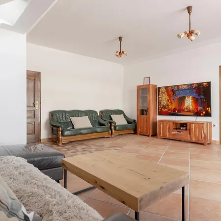 Struc Apartment