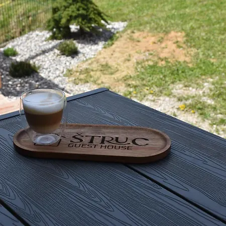 Apartmán Struc Slovinský Hradec