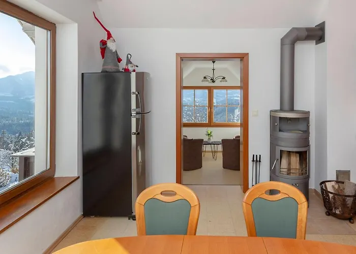 Struc Apartment Slovenj Gradec